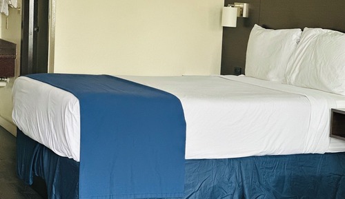 Standard Room, 1 Queen Bed, Non Smoking