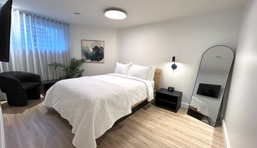 Deluxe Studio Suite, Courtyard View