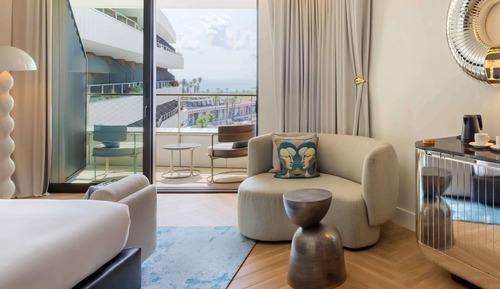 Studio, 1 King Bed, Marina View (Euphoria)