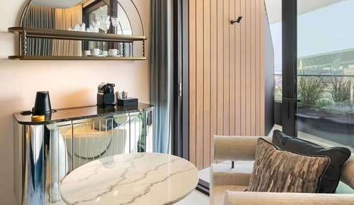 Room, 1 King Bed, Marina View (Captivate King)
