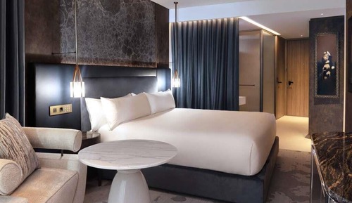 Room, 1 King Bed, Terrace (Captivate)
