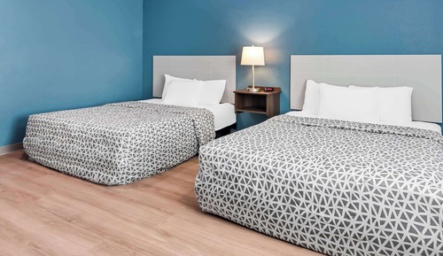 Suite, 2 Queen Beds, Accessible, Non Smoking