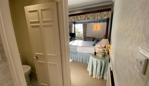 Deluxe Double Room, Ensuite (Romantic Four Poster)