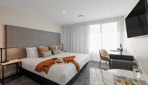 Superior Studio Apartment with Balcony