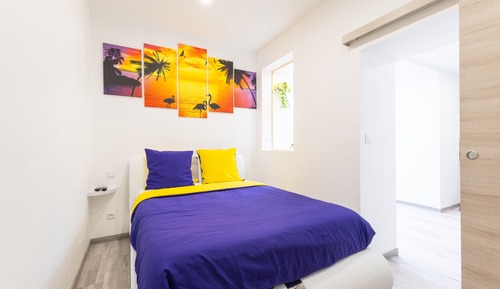 Charming Apart 2B - Amethyst - 2 People