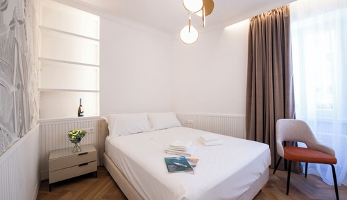 Family Apartment, Multiple Bedrooms (Novos Emerald)