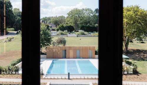 Suite, 1 King Bed, Pool View