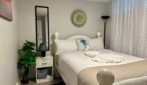 Suite, 1 Bedroom, Non Smoking, Garden View