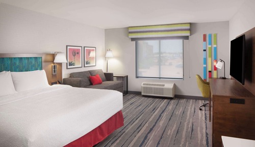 Room, 1 King Bed with Sofa bed (Hearing)