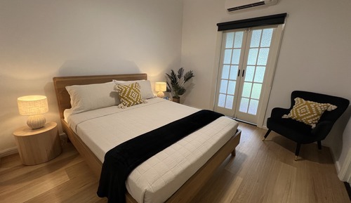 Premium Apartment, 2 Bedrooms, Kitchen, Garden View