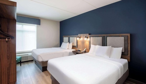 Room, 2 Queen Beds, Accessible, Non Smoking (Bathtub w/ Grab Bars)