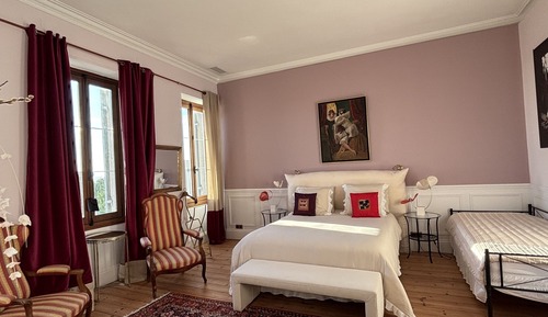 Superior Triple Room, Ensuite, River View (chambre chateau Montrose)