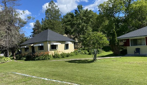 Lock side Cottage