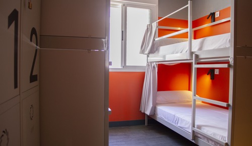Shared Dormitory, Women only, Ensuite (4 fem)