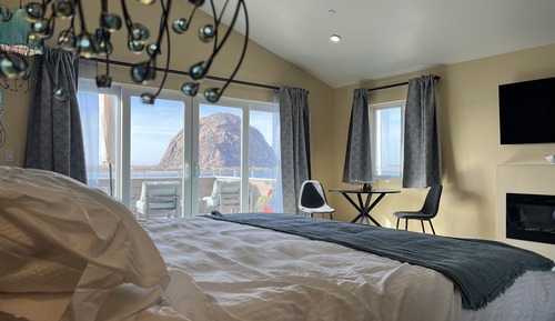 Panoramic Room, 1 King Bed with Sofa bed, Fireplace, Ocean View