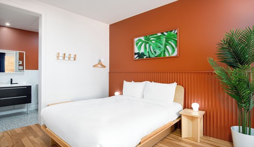 Loft - 1 queen bed