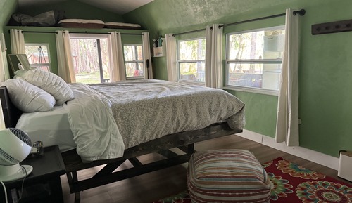 Comfort Cabin