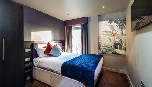 City Terrace Apartment - Two Bedroom Apartment