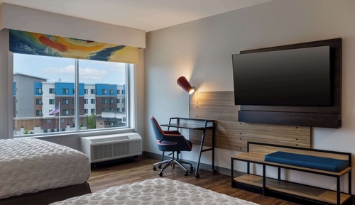 Room, 2 Queen Beds, Accessible, Bathtub (Mobility)