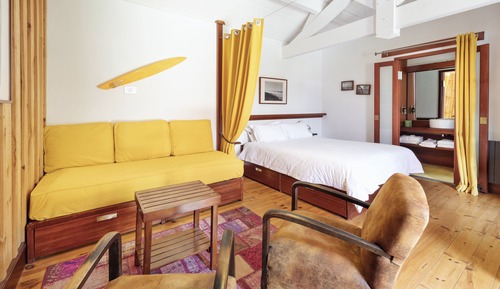 Deluxe Suite, Multiple Beds, Terrace, Garden View