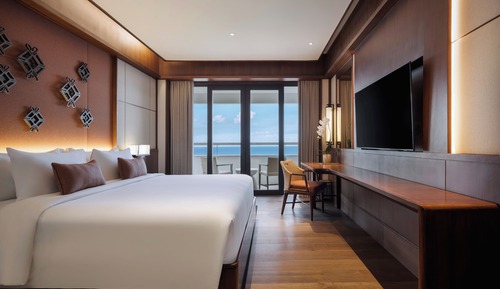Deluxe Ocean View King