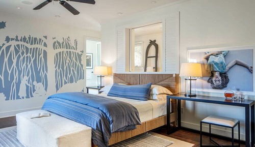 Room (Emily Dickinson)