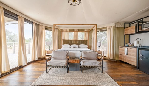 Luxury Tent, 1 King Bed, Hill View