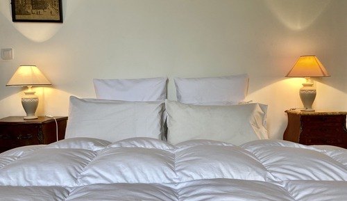 Romantic Room, Courtyard View