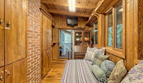 Family House, 3 Bedrooms, Non Smoking, Lake View