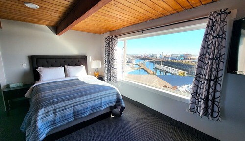 Marina Suite with Separate Bedroom