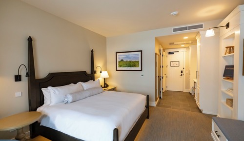 Superior Suite, 1 King Bed with Sofa bed, Golf View