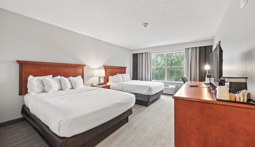 Double Queen 1 Bedroom Handicap