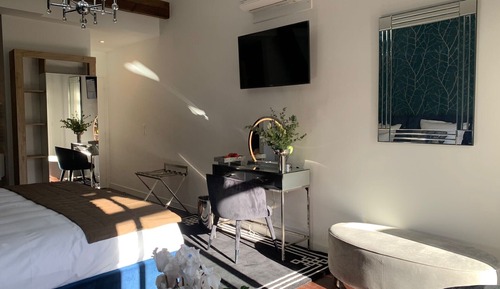 Deluxe Room, 1 Bedroom, Non Smoking