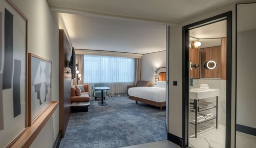 Junior Suite, 1 King Bed