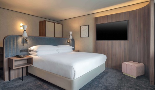 Room, 1 King Bed (Relaxation)