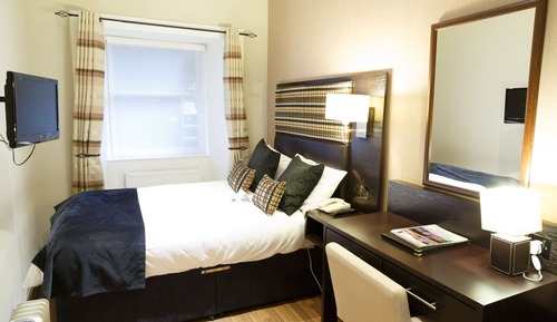 Standard Single | Large Single Bed | Ensuite