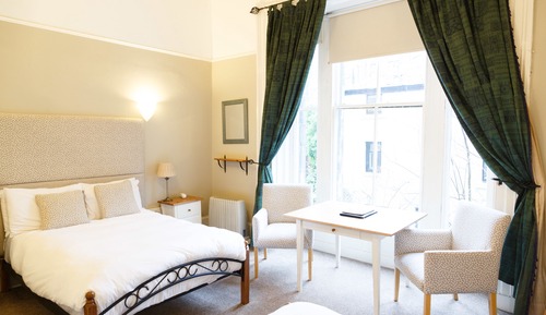Deluxe Room | 2 Double Beds | Ensuite 