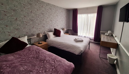 Family Room, Ensuite