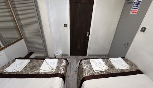 Economy Quadruple Room