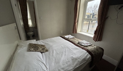 Double Room, Ensuite