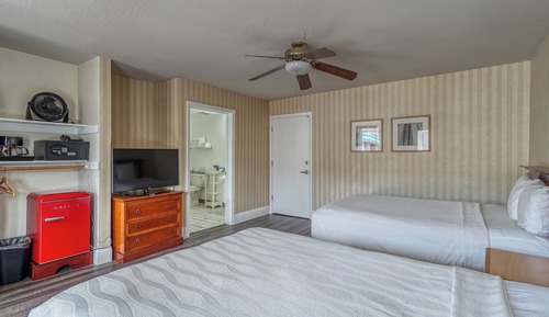 Standard Room, 2 Queen Beds, Mobility Accessible