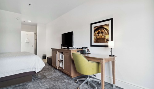 Room, 1 King Bed, Accessible