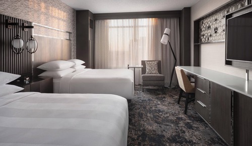 Room, 2 Queen Beds (Mobility/Hearing Access, Roll-in Shwr)