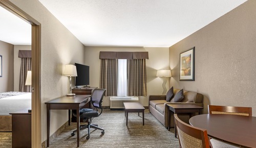 Suite, 1 Queen Bed, Non Smoking, Refrigerator & Microwave