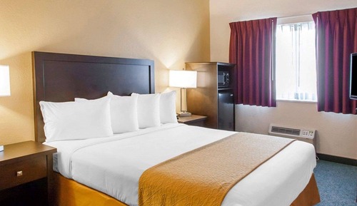 Standard Room, 1 Queen Bed, Non Smoking