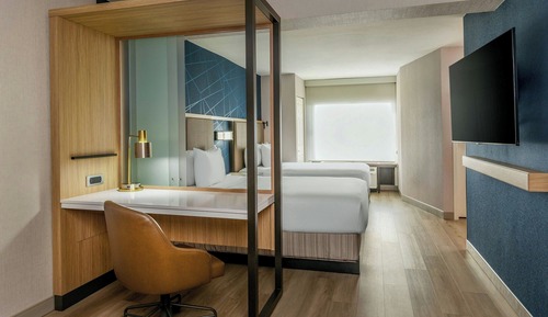 Suite, Multiple Beds