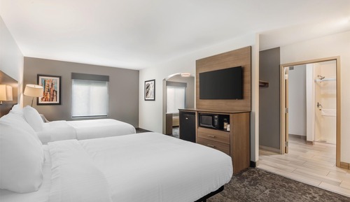 Suite, 2 Queen Beds, Non Smoking (with Single Sofabed)