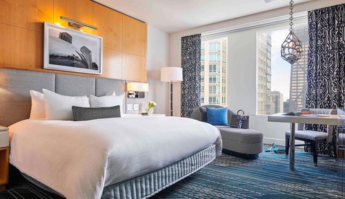 Superior Room, 1 King Bed (Floors 11-21)