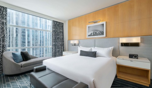 Signature Suite, 1 Bedroom, 1 King Bed, 1 Sofabed