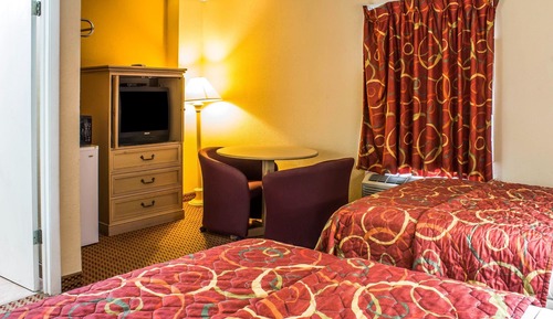 Standard Room, 2 Double Beds, Non Smoking